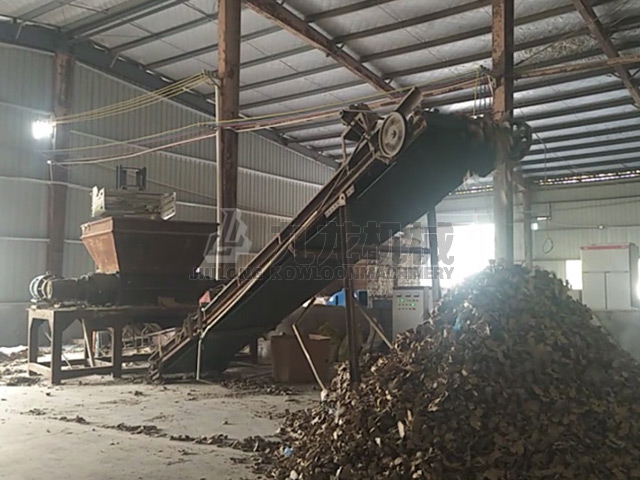 湖南廢紙撕碎、粉碎生產(chǎn)線現(xiàn)場